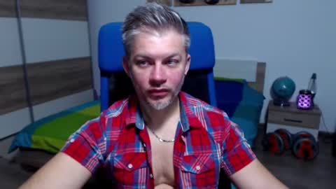 robbyshawz online show from October 4, 2025, 4:32 am