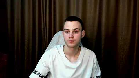 robert10211 online show from January 12, 2026, 7:19 pm