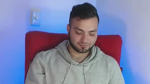 Snapshot of robert_leroy chatting on February 15, 2025, 5:41 am Stiven - online show from February 15, 2025, 5:41 am