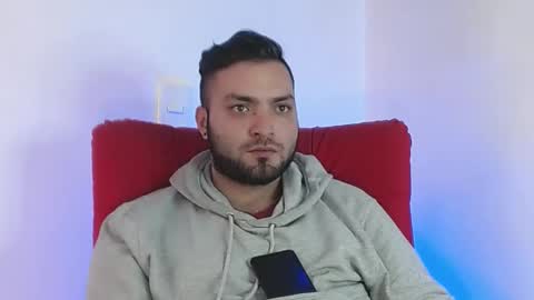 Snapshot of robert_leroy chatting on February 17, 2025, 3:53 pm Stiven - online show from February 17, 2025, 3:53 pm