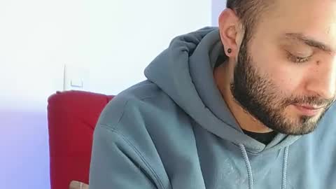 Snapshot of robert_leroy chatting on February 24, 2025, 11:30 pm Stiven - online show from February 24, 2025, 11:30 pm