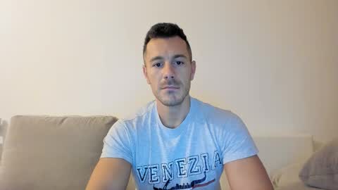 roberto4ever online show from February 20, 2026, 4:20 am