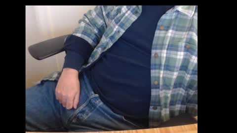 Snapshot of robidan6923 chatting on January 27, 2025, 7:24 pm robidan6923 online show from January 27, 2025, 7:24 pm