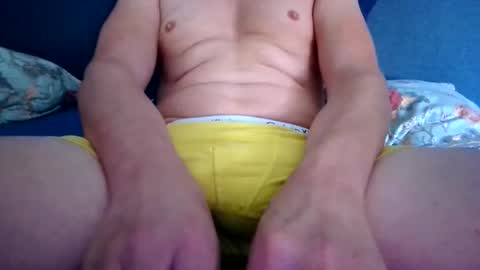 robin_hoody_1990 online show from June 7, 2026, 10:08 am