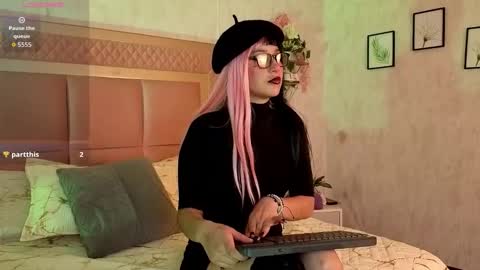 robin D online show from October 25, 2025, 11:29 am