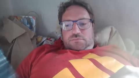 robinouhot online show from April 10, 2026, 3:17 pm