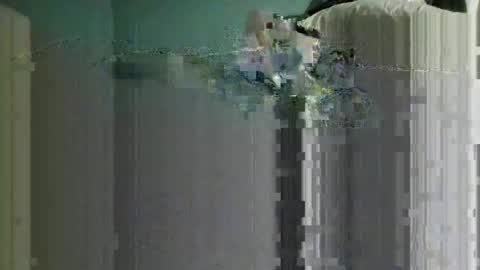 roblee122 online show from February 16, 2026, 4:41 am