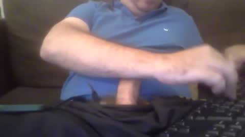 robmutant online show from February 15, 2026, 5:59 am