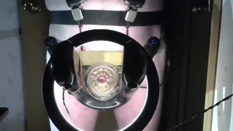 Robodickmilker online show from February 14, 2025, 7:54 pm