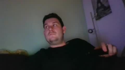 Snapshot of robtheman94 chatting on January 2, 2025, 10:01 pm Robin online show from January 2, 2025, 10:01 pm