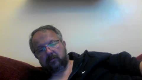 robxx32 online show from April 7, 2026, 11:15 pm