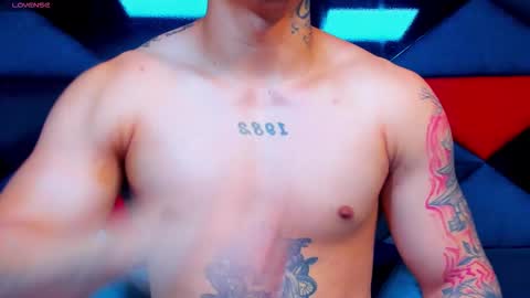 rocco_santos online show from September 24, 2025, 10:07 am