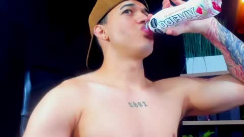 rocco_santos online show from April 21, 2026, 6:34 pm