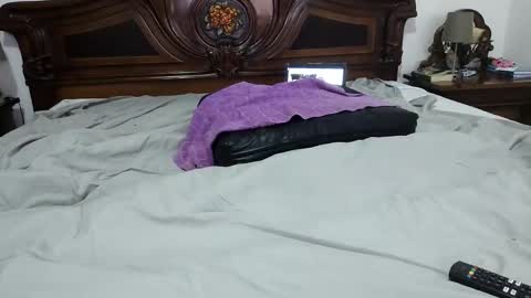 Roccot85 online show from February 20, 2025, 12:15 pm