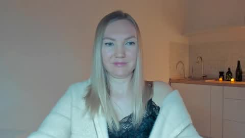 rock__baby online show from April 15, 2026, 11:16 pm