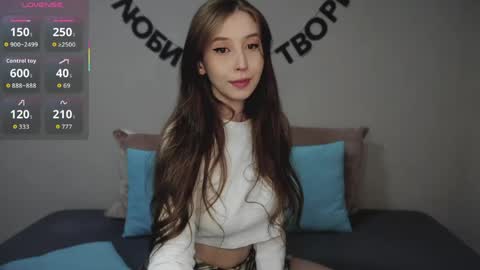 rocketsgirl online show from April 1, 2026, 5:19 am