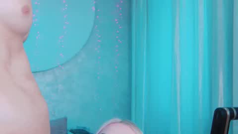 Lina and Den online show from February 1, 2026, 7:07 am