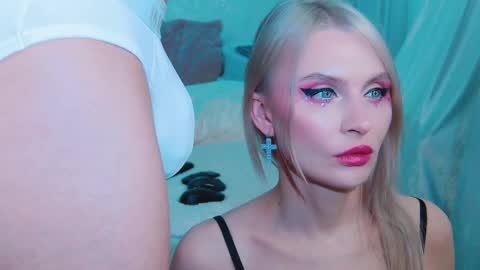 Lina and Den online show from March 1, 2026, 6:59 am