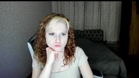 Snapshot of rocky_foxy chatting on December 22, 2024, 11:41 pm Rockel online show from December 22, 2024, 11:41 pm