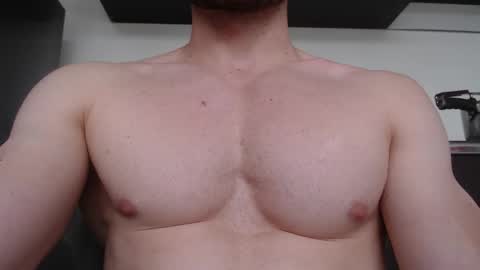 rocky muscle online show from November 18, 2025, 7:18 pm