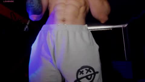 Snapshot of rodarri chatting on October 4, 2025, 9:29 am MY NAME  CAN SEE ALL MY CUM VIDEO BUY FAN SUB. online show from October 4, 2025, 9:29 am