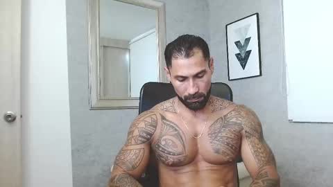 Rogers online show from November 9, 2025, 10:19 pm