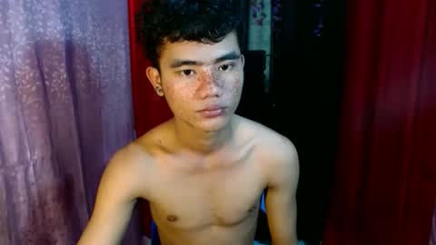 roianboyyy online show from May 29, 2026, 11:14 pm