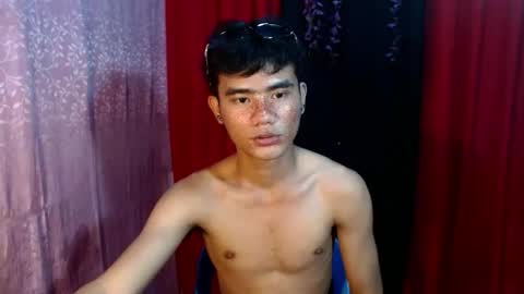 roianboyyy online show from May 31, 2026, 12:12 pm