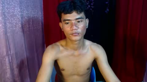 roianboyyy online show from June 4, 2026, 12:44 pm