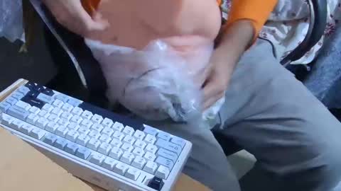 Snapshot of rokettttt chatting on November 15, 2025, 7:54 pm rokettttt online show from November 15, 2025, 7:54 pm