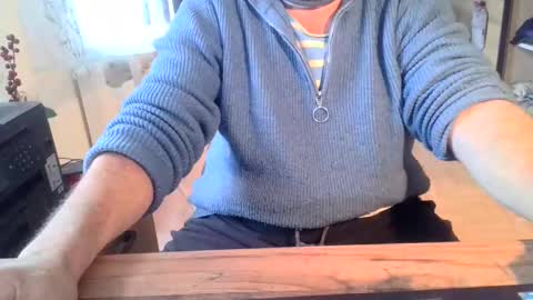 Snapshot of rolandloser1000 chatting on December 13, 2024, 1:55 pm rolandloser1000 online show from December 13, 2024, 1:55 pm