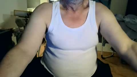 Snapshot of rolandloser1000 chatting on February 21, 2025, 9:22 pm rolandloser1000 online show from February 21, 2025, 9:22 pm