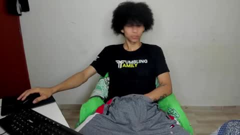 rolling_05 online show from November 16, 2025, 5:13 am