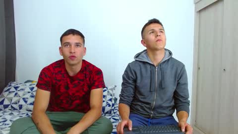 Snapshot of rolos_hot32 chatting on February 7, 2025, 10:09 pm rolos_hot32 online show from February 7, 2025, 10:09 pm