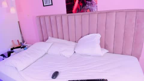 Marcela online show from February 9, 2025, 2:49 am