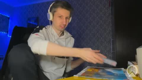 roma305991 online show from February 22, 2026, 8:29 pm