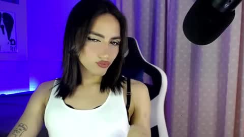 Snapshot of romalix chatting on January 27, 2025, 10:38 pm charlotte online show from January 27, 2025, 10:38 pm