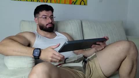 Roman Lux online show from April 5, 2026, 4:09 am