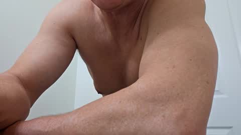 Snapshot of romanteeks chatting on December 14, 2024, 1:39 am romanteeks online show from December 14, 2024, 1:39 am