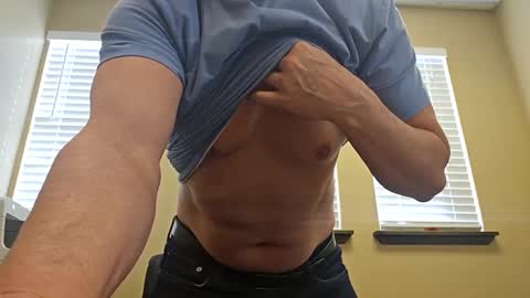 Snapshot of romanteeks chatting on January 23, 2025, 10:54 pm romanteeks online show from January 23, 2025, 10:54 pm