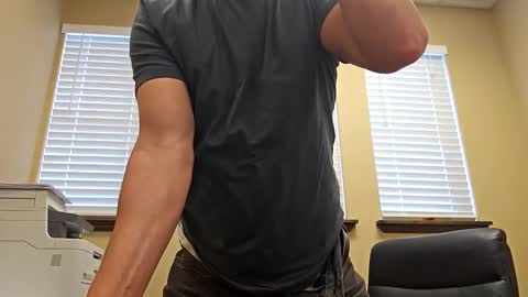 Snapshot of romanteeks chatting on February 12, 2025, 10:04 pm romanteeks online show from February 12, 2025, 10:04 pm