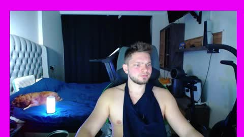 romantic_twunk online show from October 4, 2025, 5:38 am