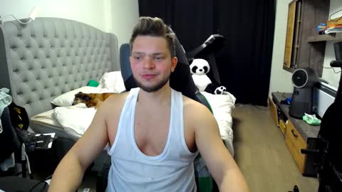 romantic_twunk online show from October 18, 2025, 1:41 am