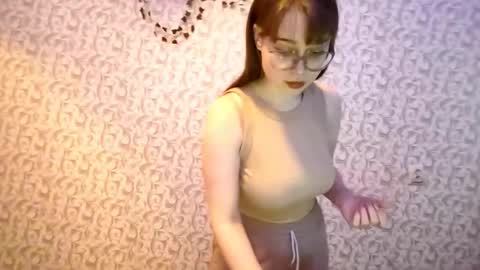 Snapshot of romeliamimozo chatting on November 21, 2025, 11:31 am Alya online show from November 21, 2025, 11:31 am