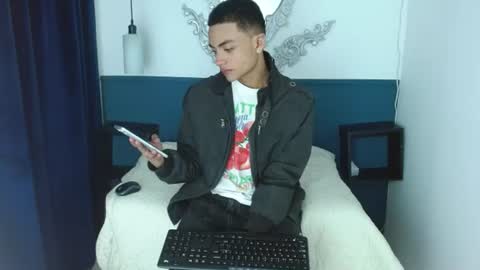 Snapshot of romeo_laurient chatting on June 30, 2026, 8:04 am ROMEO online show from June 30, 2026, 8:04 am
