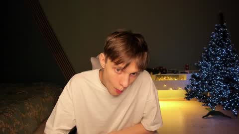 Snapshot of romeo_mercy chatting on December 28, 2024, 10:25 am Romeo online show from December 28, 2024, 10:25 am