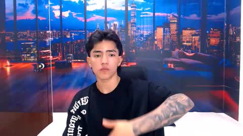 Snapshot of romeomillerr chatting on October 20, 2025, 7:03 pm Romeo online show from October 20, 2025, 7:03 pm
