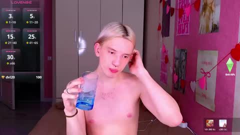 Ron online show from March 26, 2026, 3:39 pm