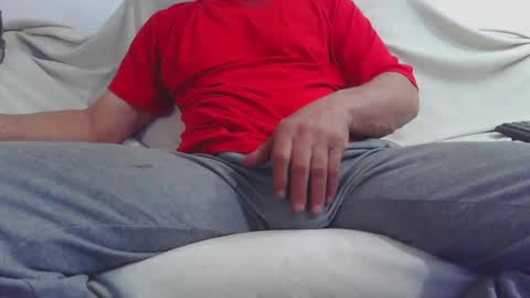 Snapshot of roney58 chatting on February 3, 2026, 10:09 am roney58 online show from February 3, 2026, 10:09 am