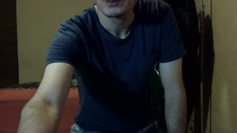 Snapshot of ronniemaster chatting on December 10, 2024, 1:11 am ronniemaster online show from December 10, 2024, 1:11 am